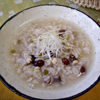 【むくみの薬膳】身体の水の流れを整えるおかゆ