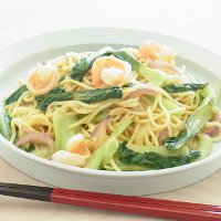 青梗菜と海老の胡麻だれ和え麺